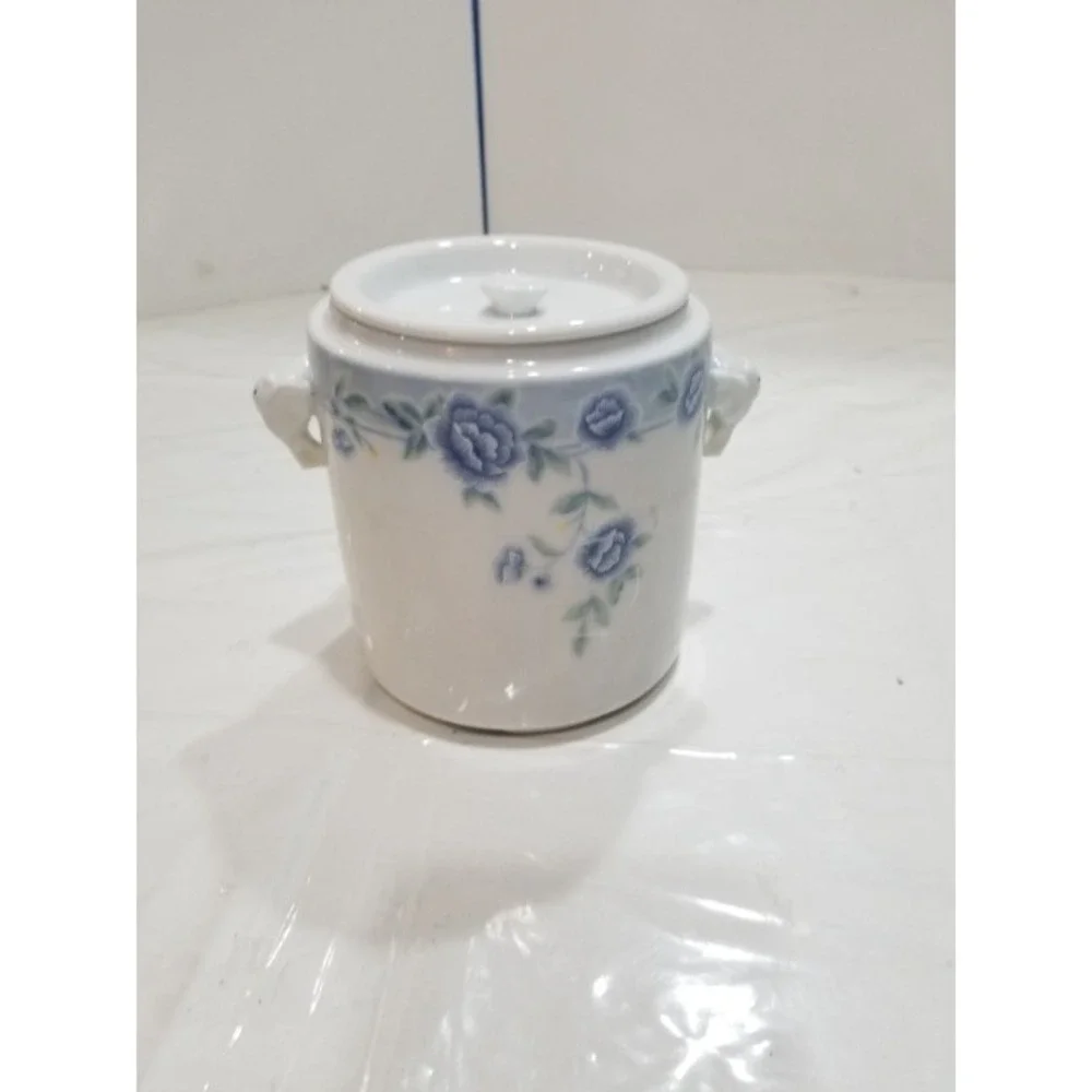 White Jade Porcelain White Cheng's‎ Jar